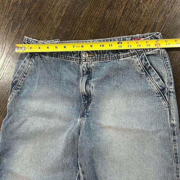 Levis Jeans Womens 12 Blue Buckle Back Cropped High Rise Denim 32x24 Y2K Batwing - Picture 6 of 9